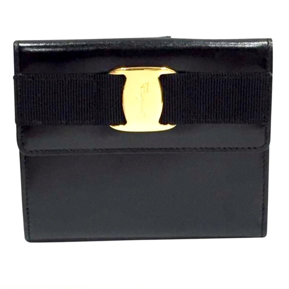 Salvatore Ferragamo black box calf leather Vara bow compact wallet - Picture 1 of 5